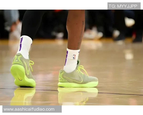 性价比高的千元球星足球鞋推荐优选 适合不同需求的顶级装备